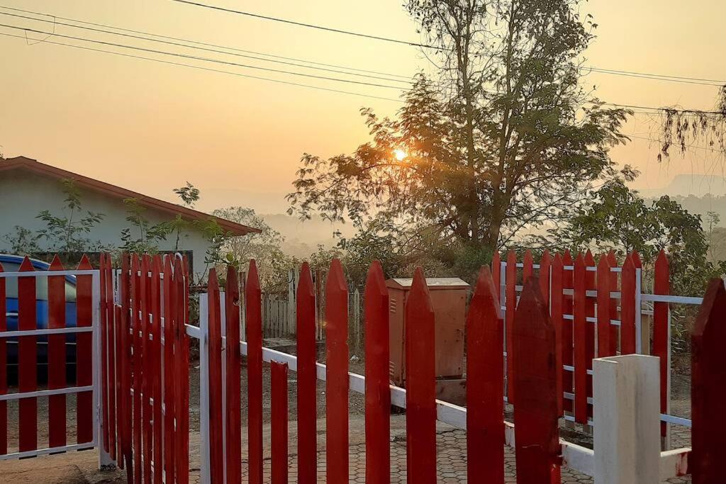 Joy Cottages - Premium Chalets, Vacation Home Rentals Karjat Extérieur photo